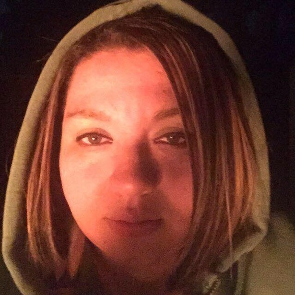 Meet your Posher, Natalia - Picture 1 of 2